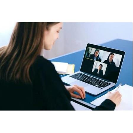 VİDEO ARACILIĞIYLA KONFERANSLAR İÇİN EN UYGUN AYDINLATMA