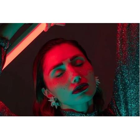 LED ÇUBUK IŞIĞIYLA YARATICI ÇALIŞMA